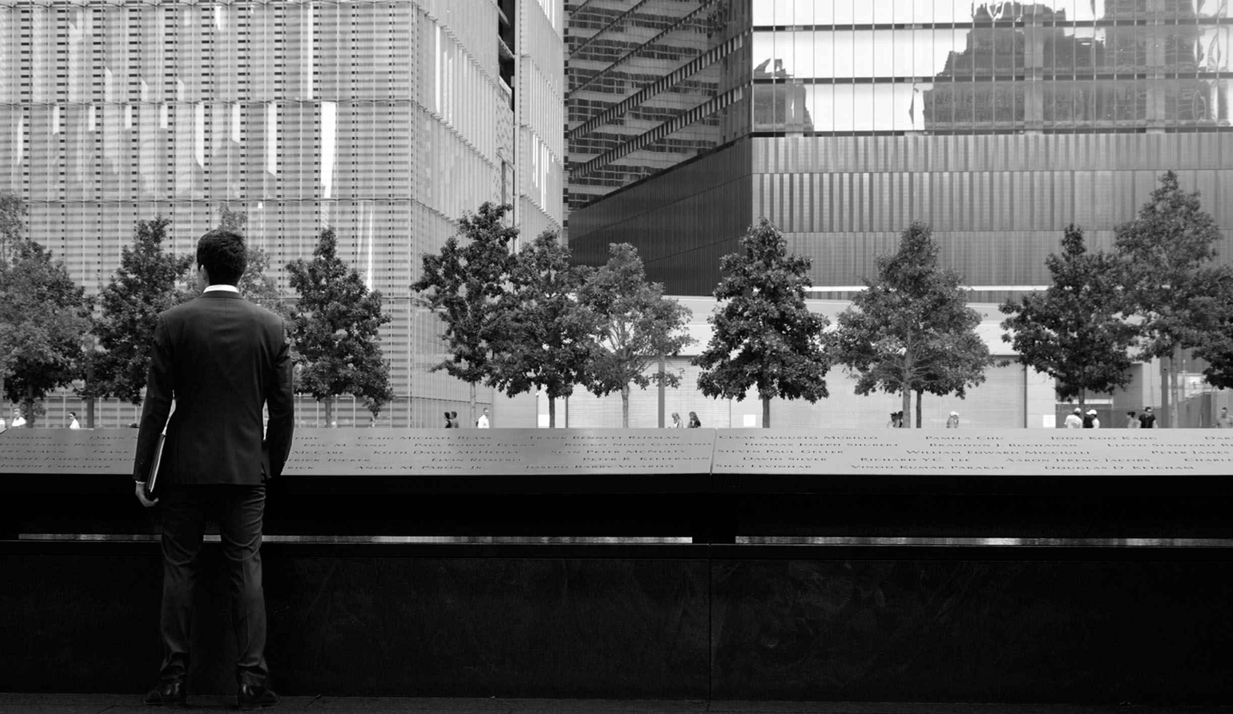 MarionVanDelst_A_Man_At_The_Monument9_11.jpg