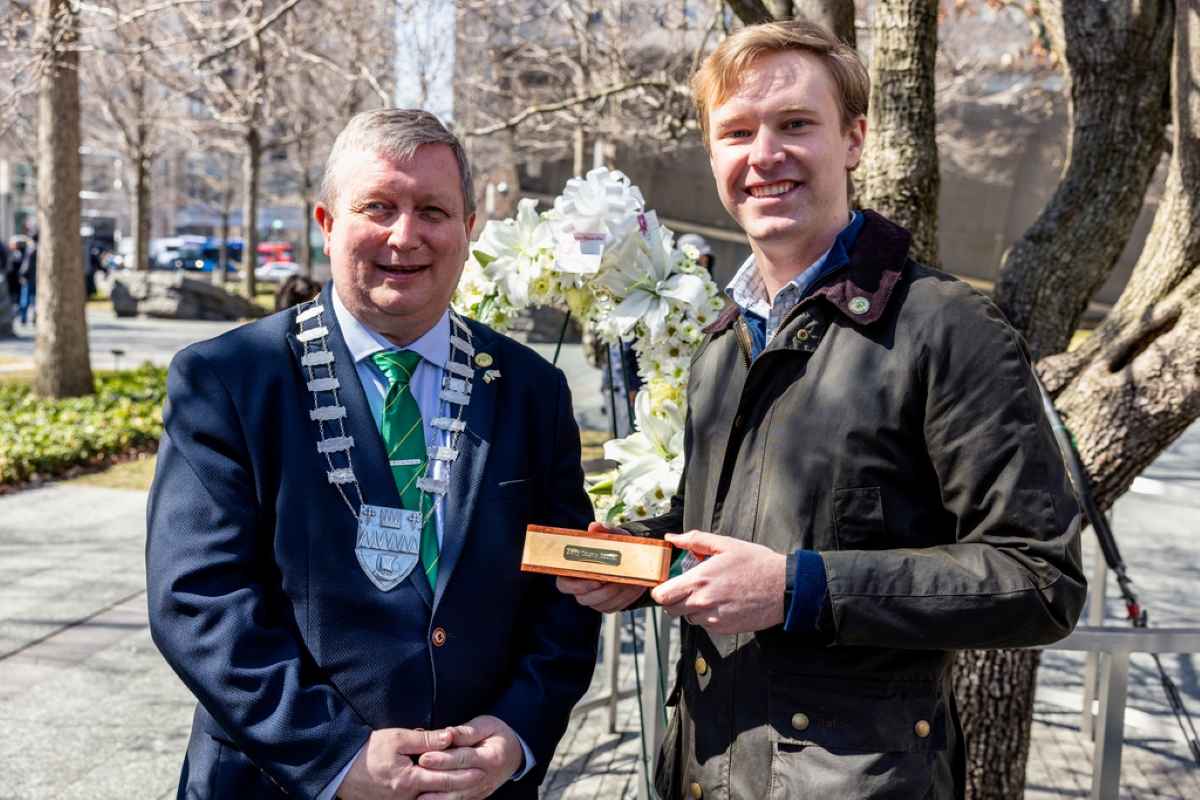 Visionary Sean Egan welcomes the Mayor of County Kerry 